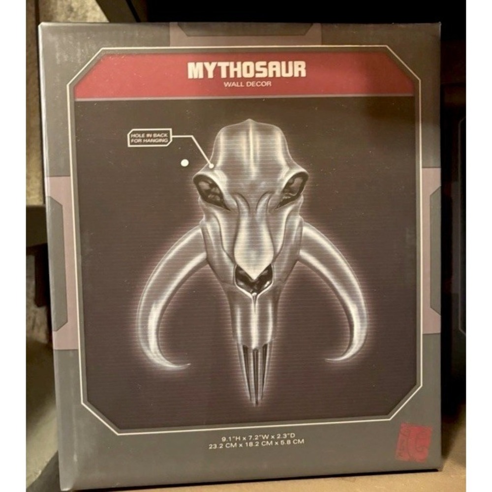 2026 Disney Parks May The 4th Star Wars Mandolorian Mythosaur Statue Wall Decor